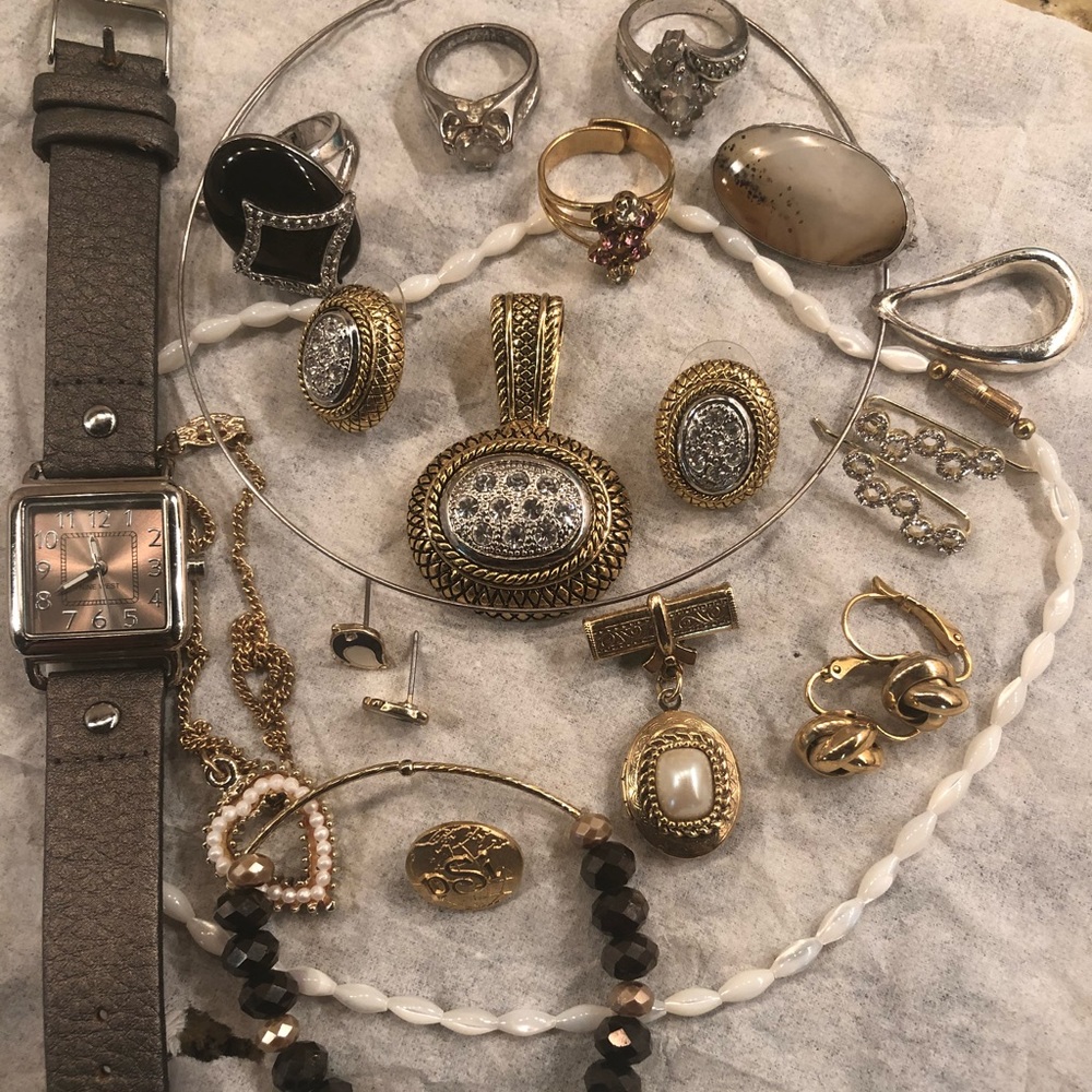 Lot of custom jewelry